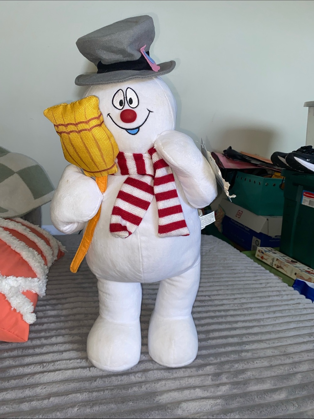 FROSTY THE SNOWMAN 23” GREETER PLUSH
